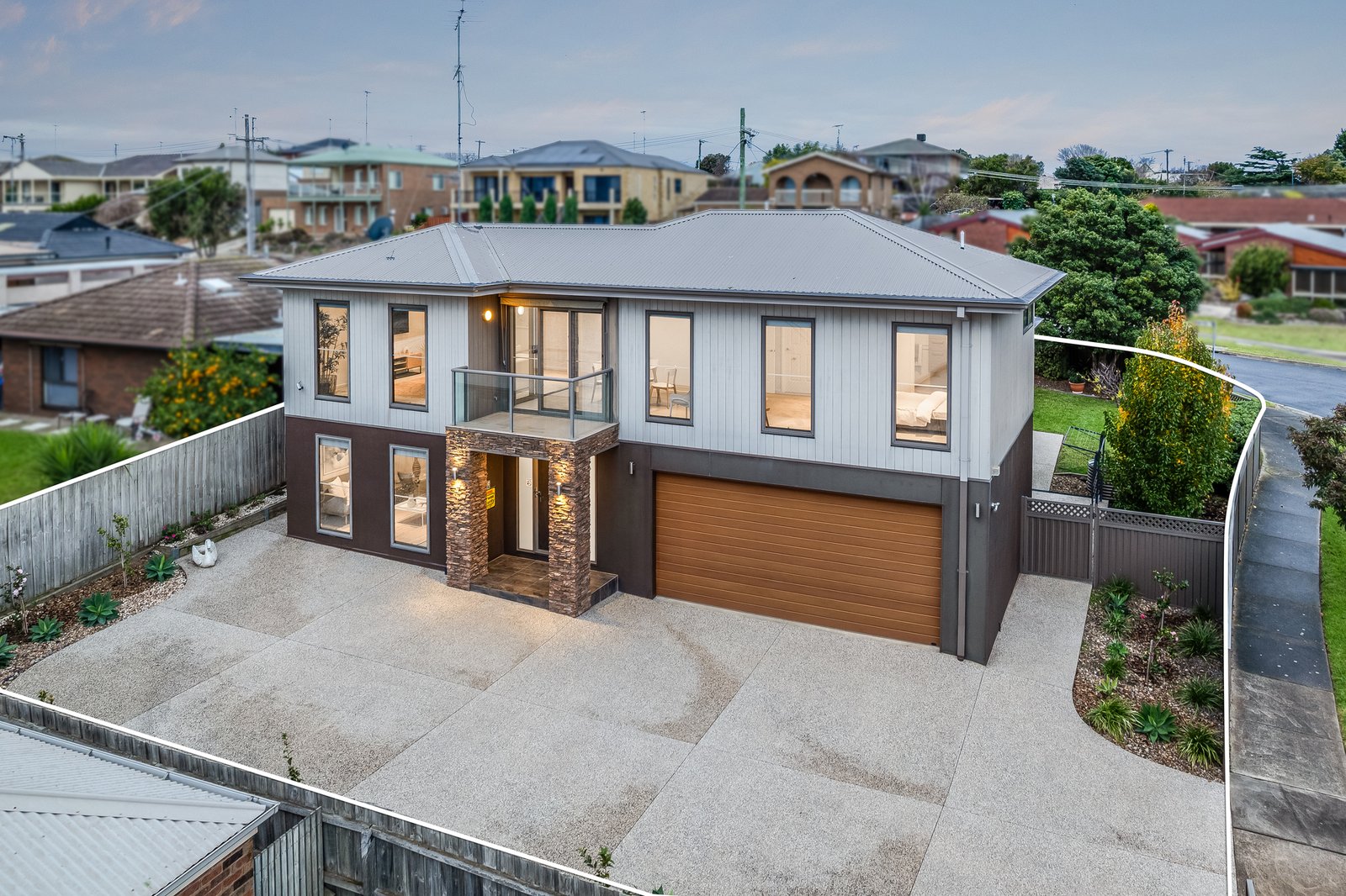 Gallery: 16 Kintyre Crescent