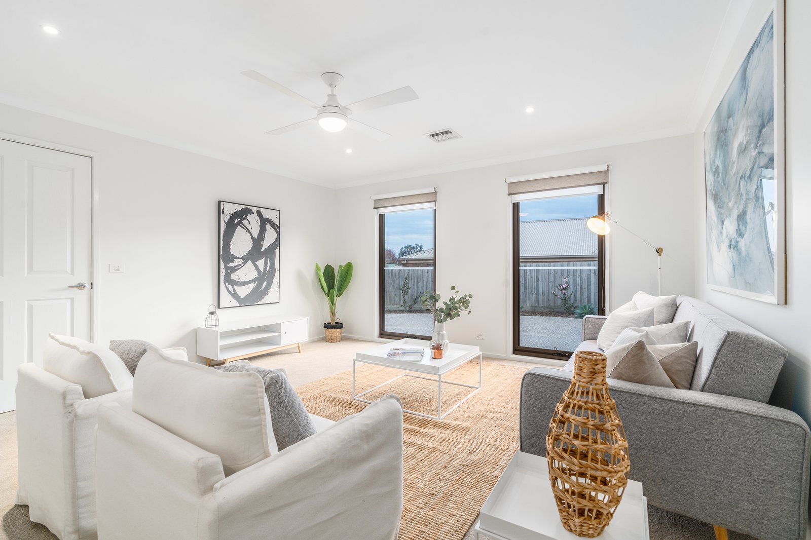 Gallery: 16 Kintyre Crescent