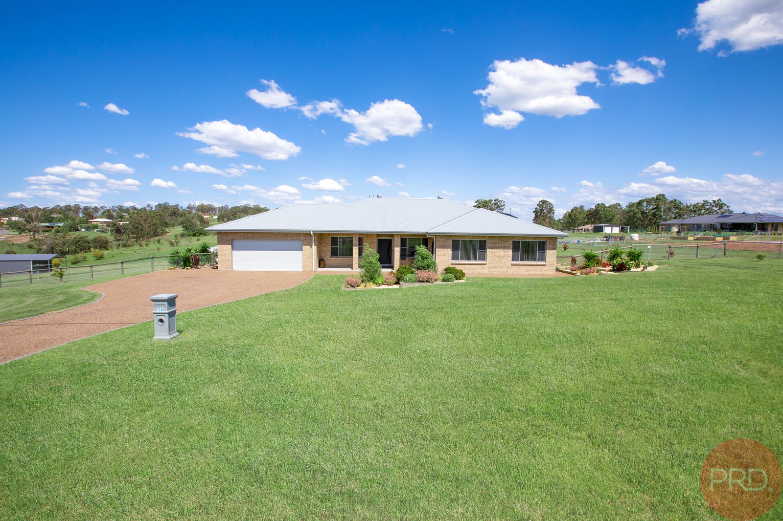 16 Kirkwood Place BRANXTON 2