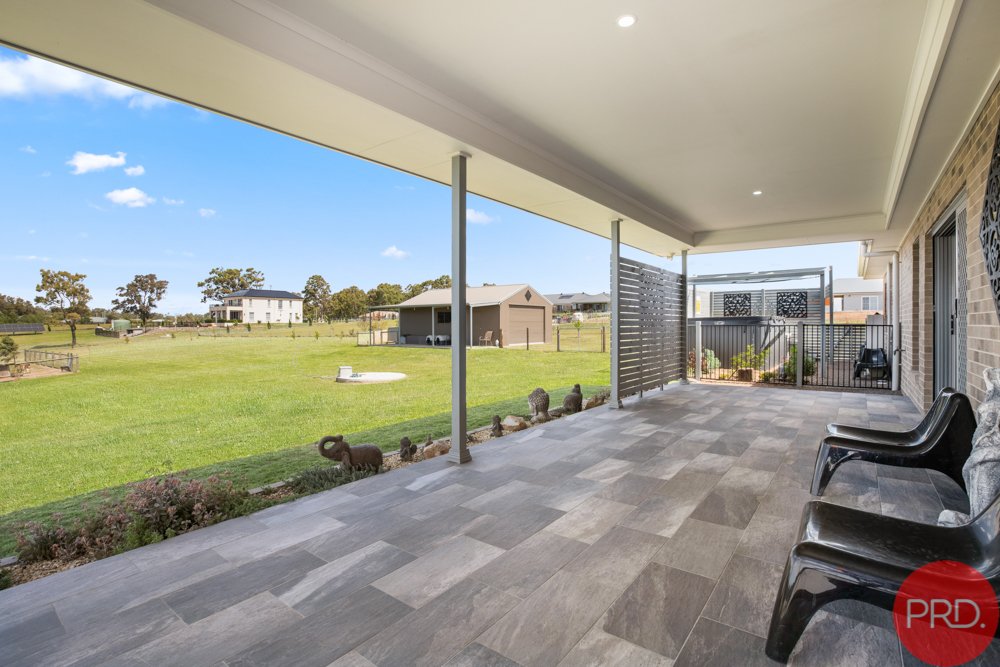 16 Kirkwood Place BRANXTON 11