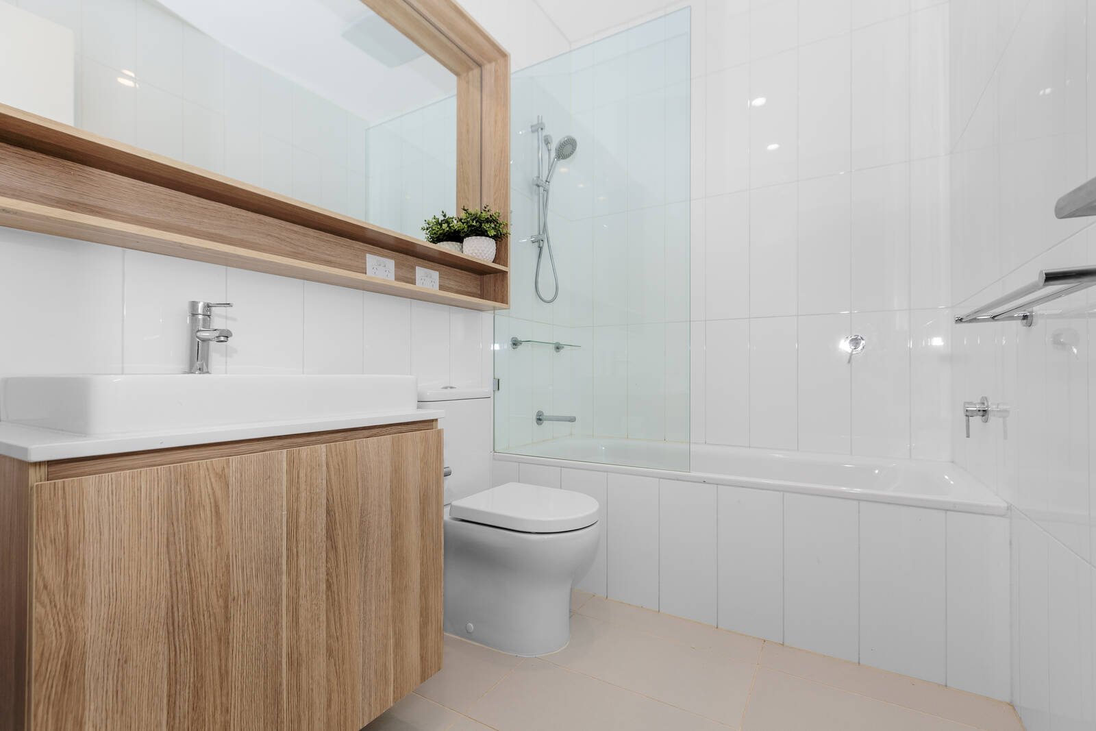 Real Estate and Property in 16 Kitchen Road, Port Melbourne, VIC