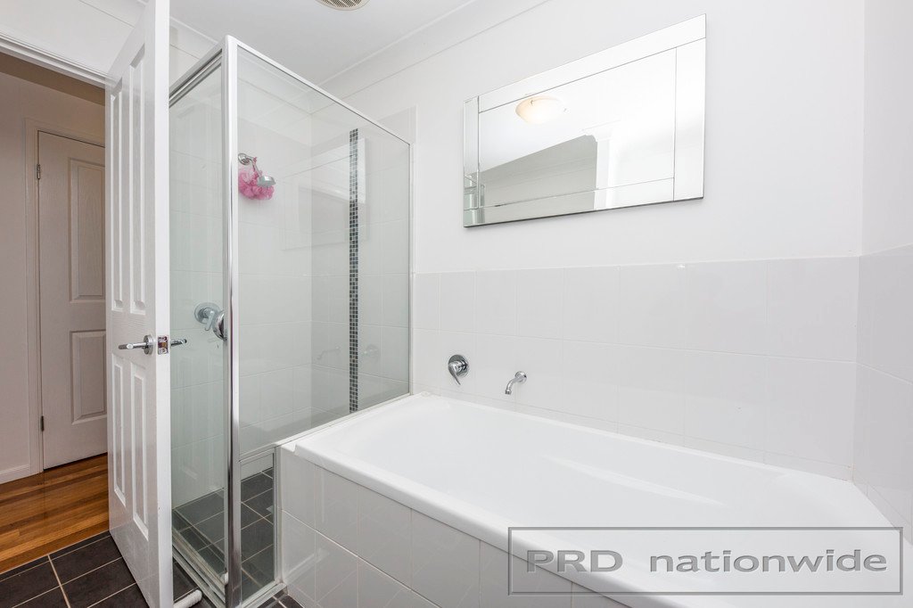 16 Klara Court RUTHERFORD 19