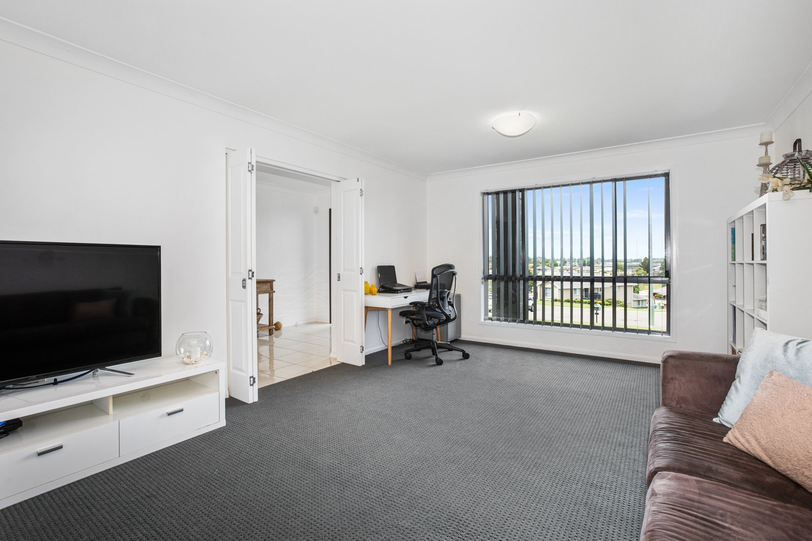 16 Klara Court RUTHERFORD 4