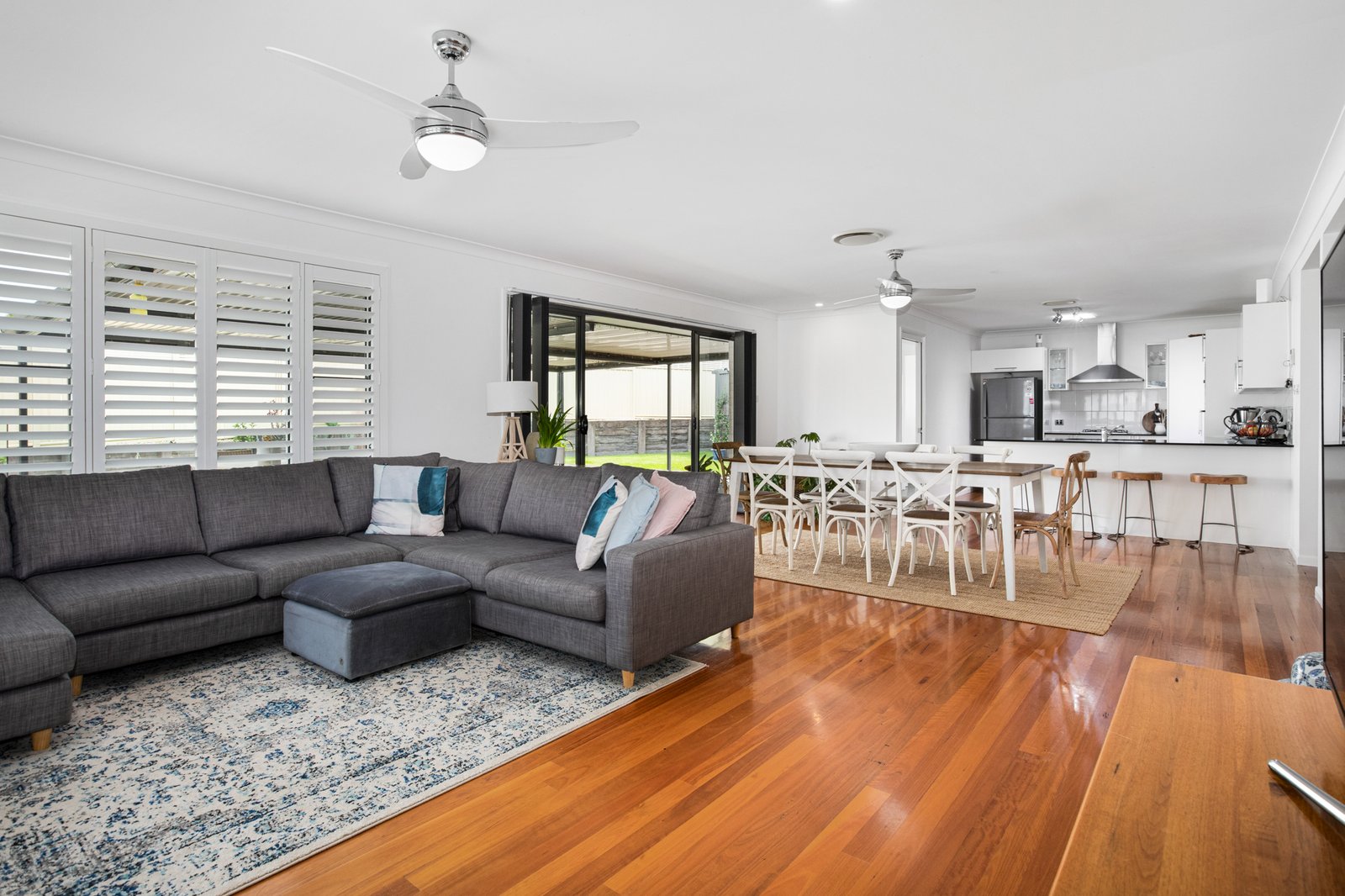 16 Klara Court RUTHERFORD 7