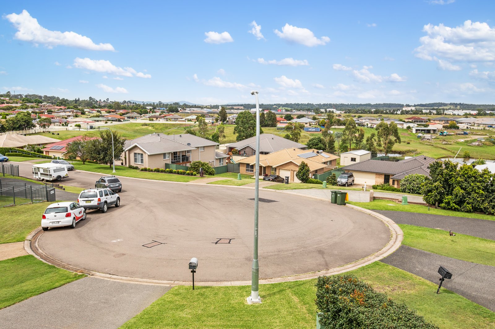 16 Klara Court RUTHERFORD 25