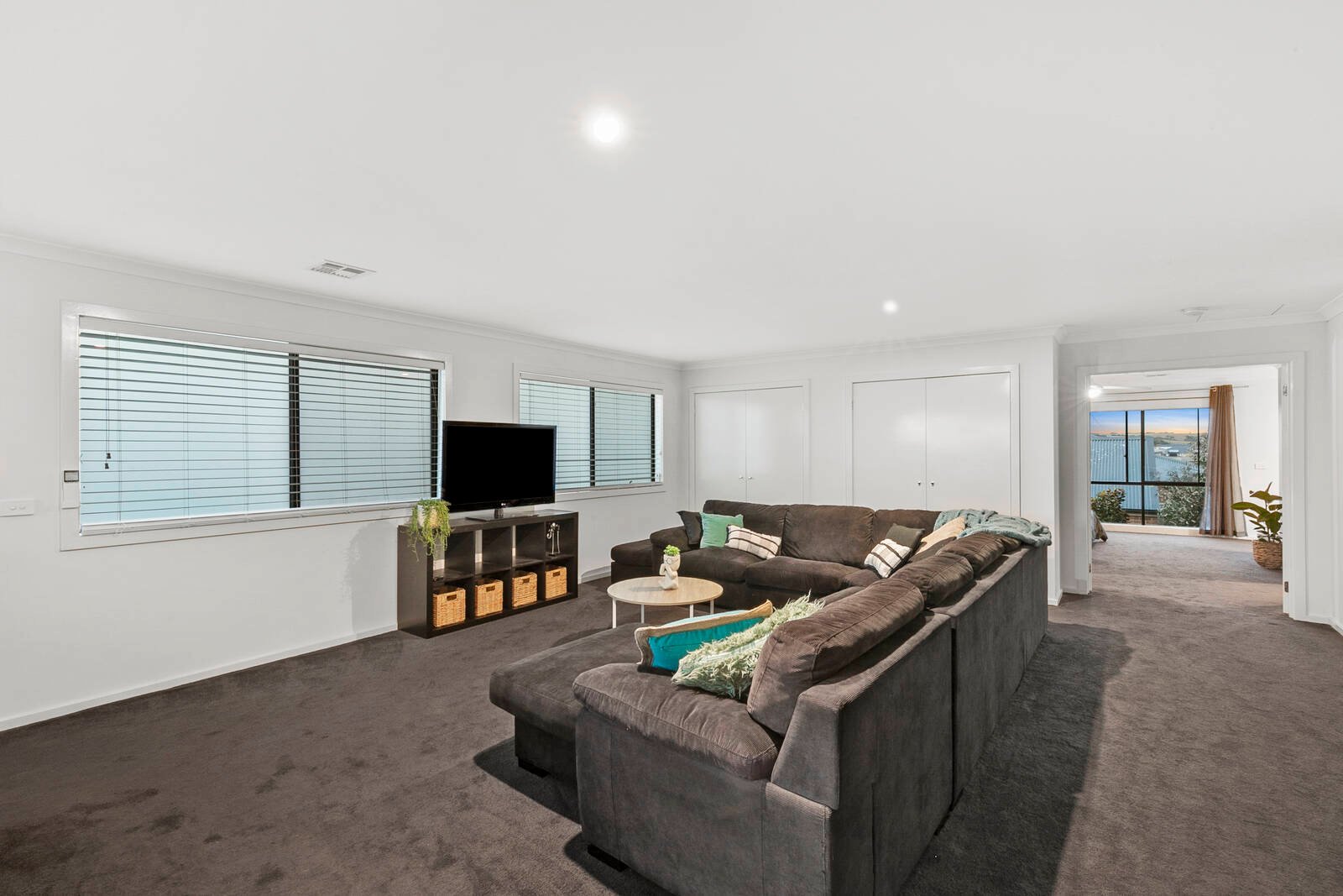 Real Estate and Property in 16 Knowles Grove, Point Lonsdale, VIC