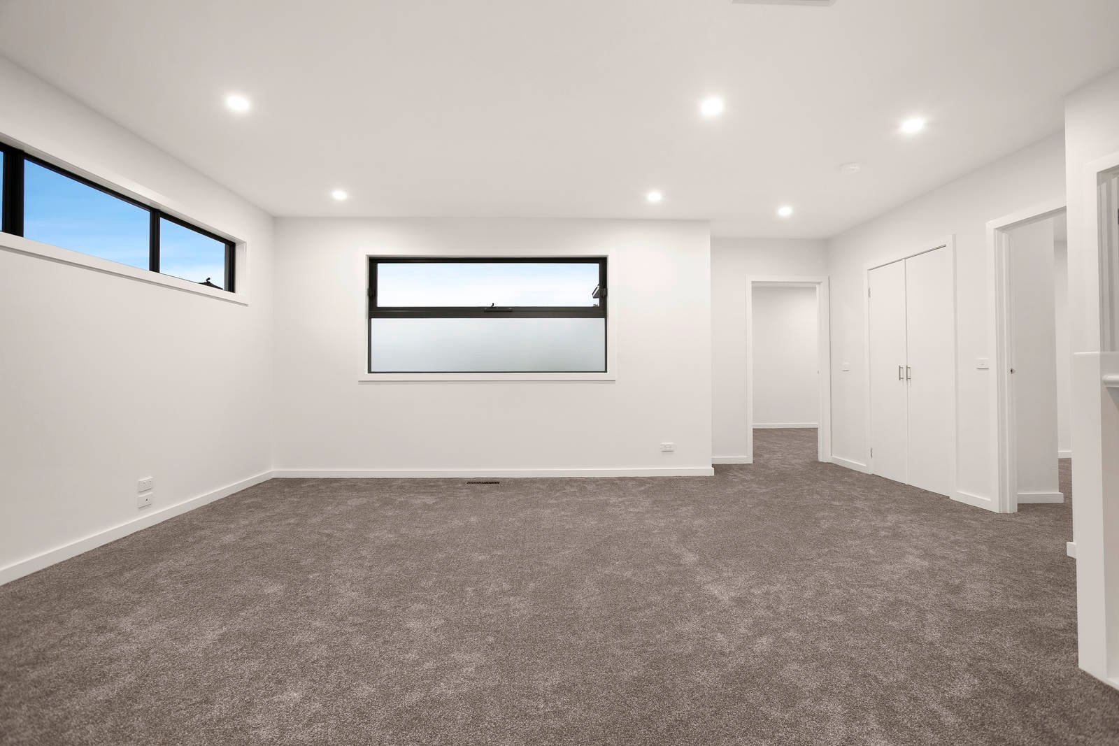 Real Estate and Property in 1/6 Koonung Court, Doncaster, VIC
