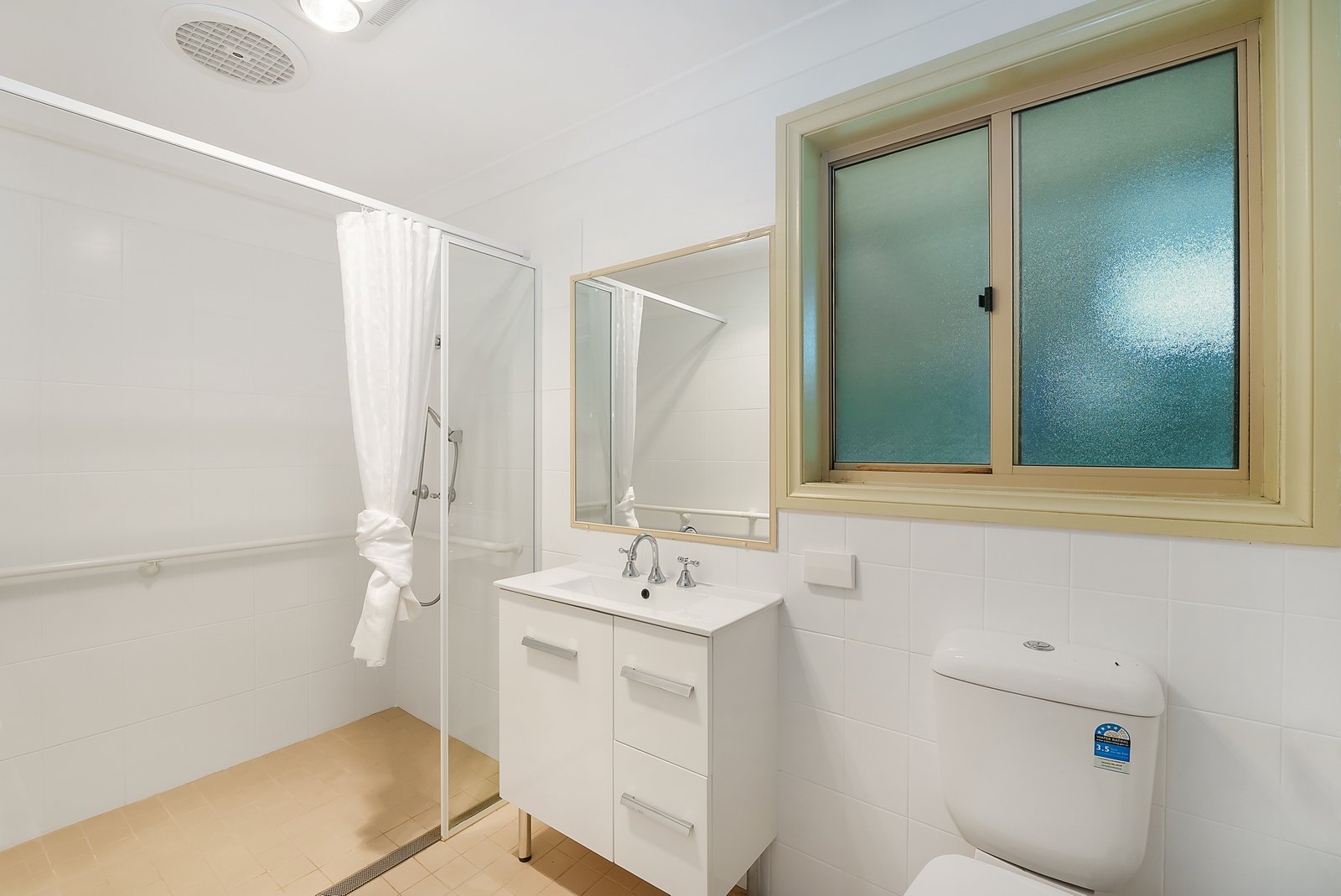 16 Kurnai Close WEST HAVEN 21