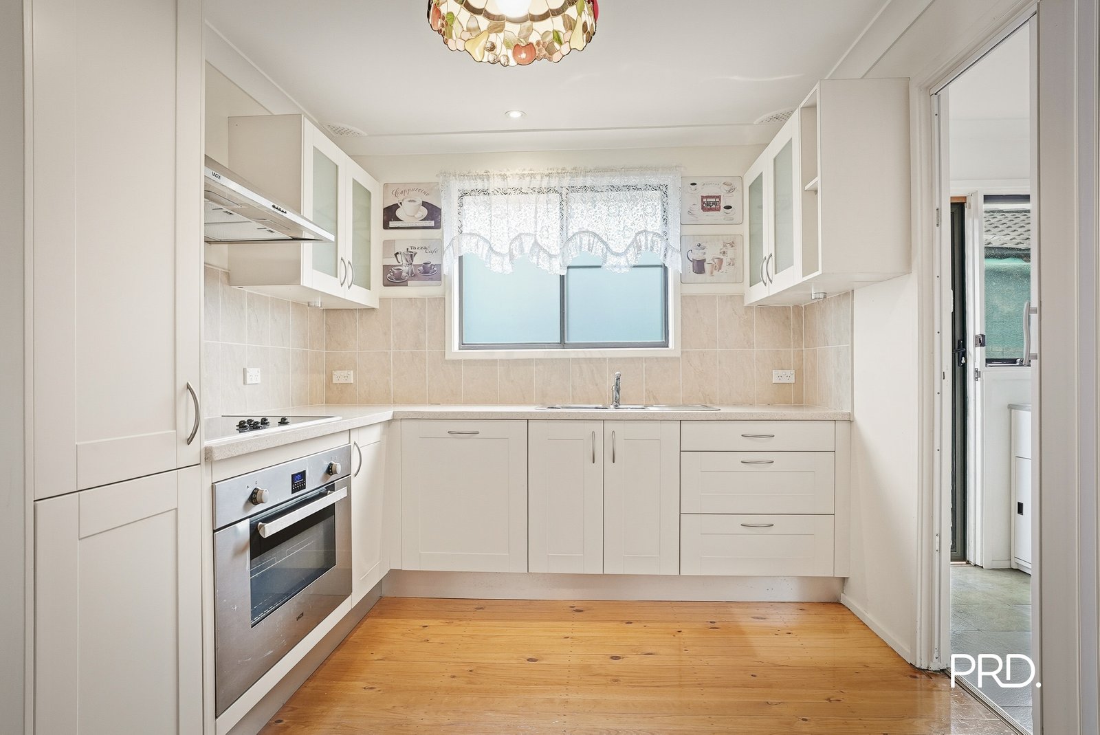 16 Kyre Cres  Emu Plains 3