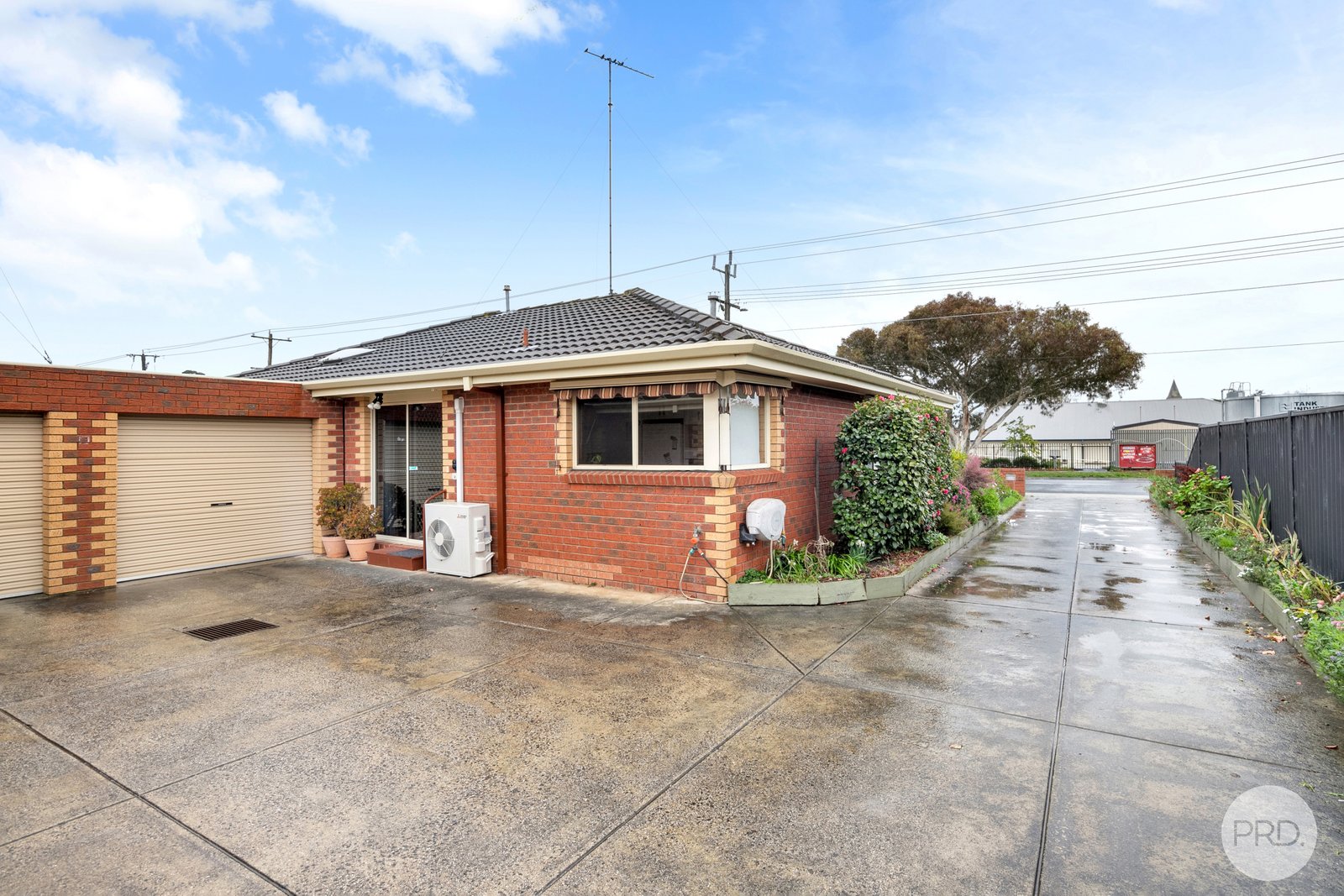 1/6 Lake Street WENDOUREE 2