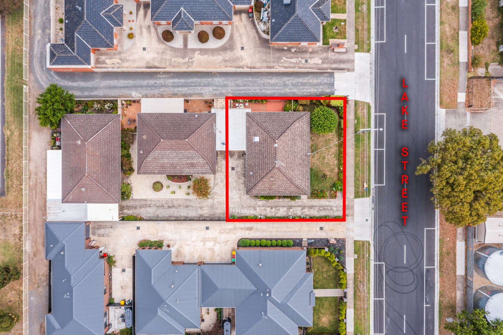 1/6 Lake Street WENDOUREE 3