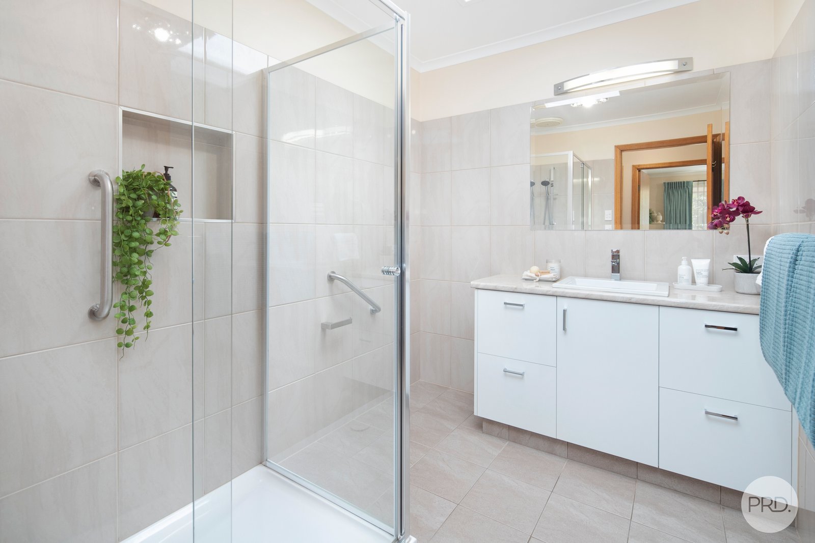 1/6 Lake Street WENDOUREE 10