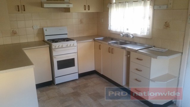 16 Lambie Street TUMUT 2