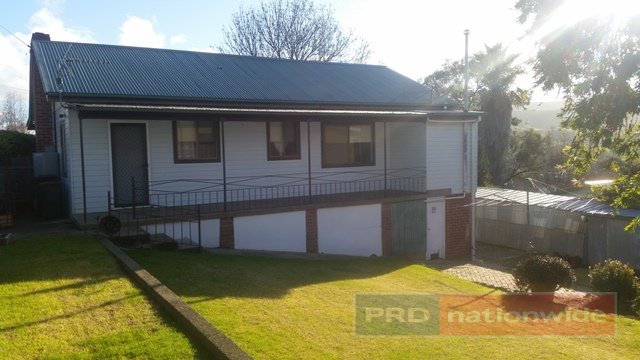 16 Lambie Street TUMUT 10