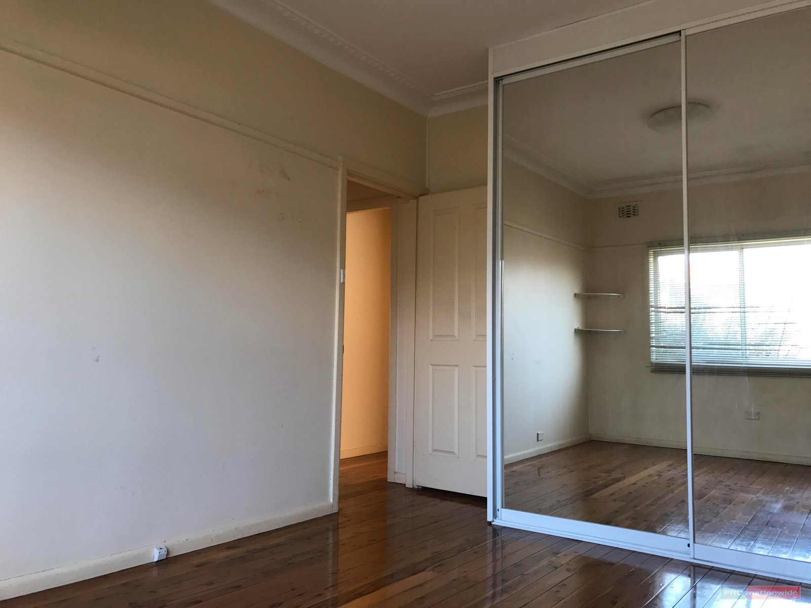 16 Leah Avenue PICNIC POINT 7