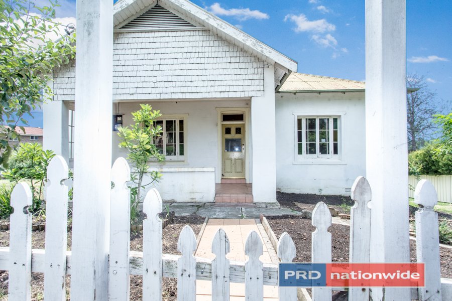 16 Lemongrove Road PENRITH 15