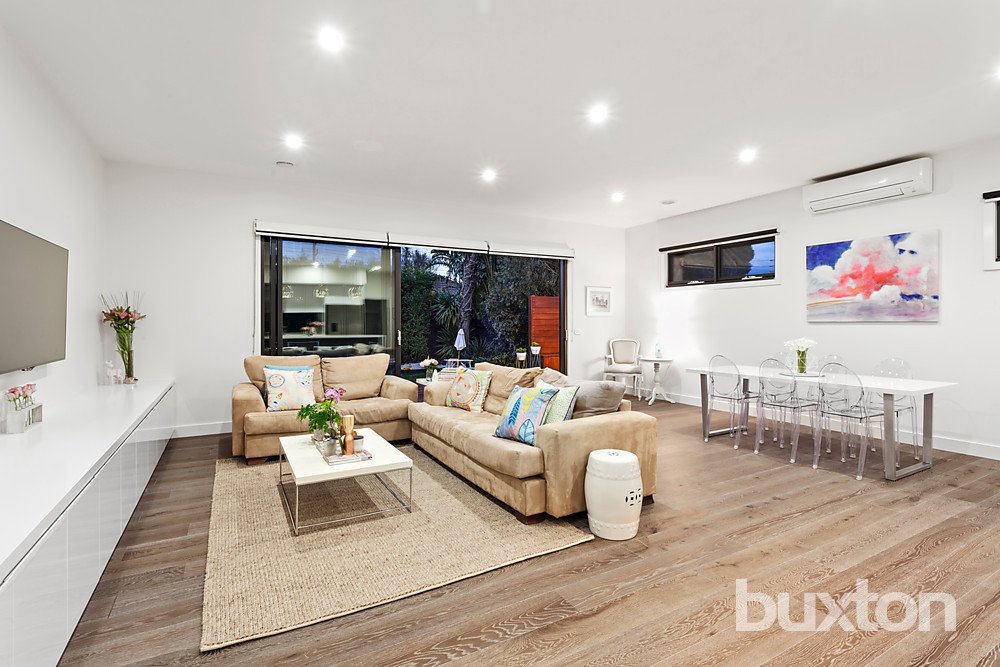 Gallery: 16 Lesden Street