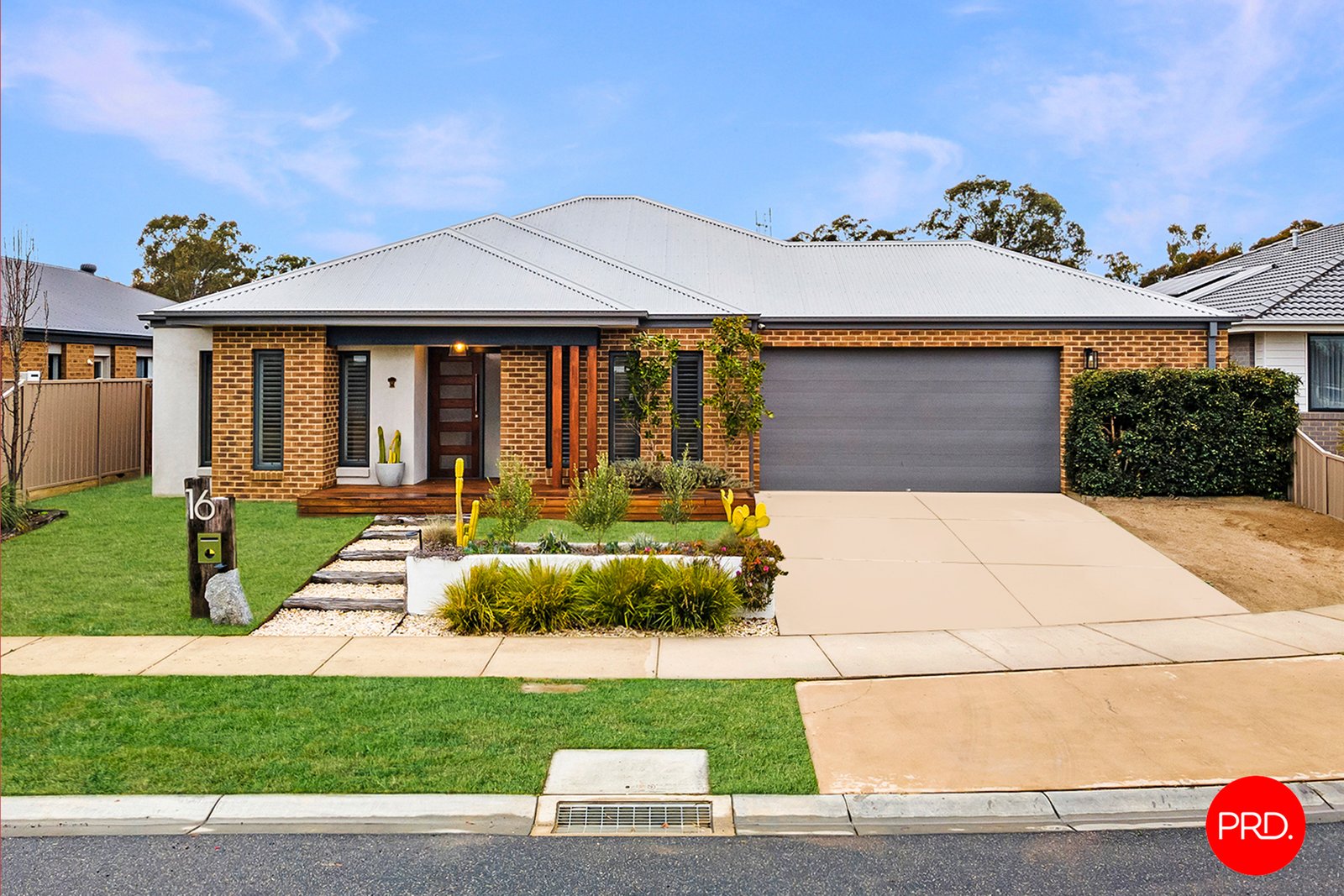 16 Limousin Court ASCOT 1