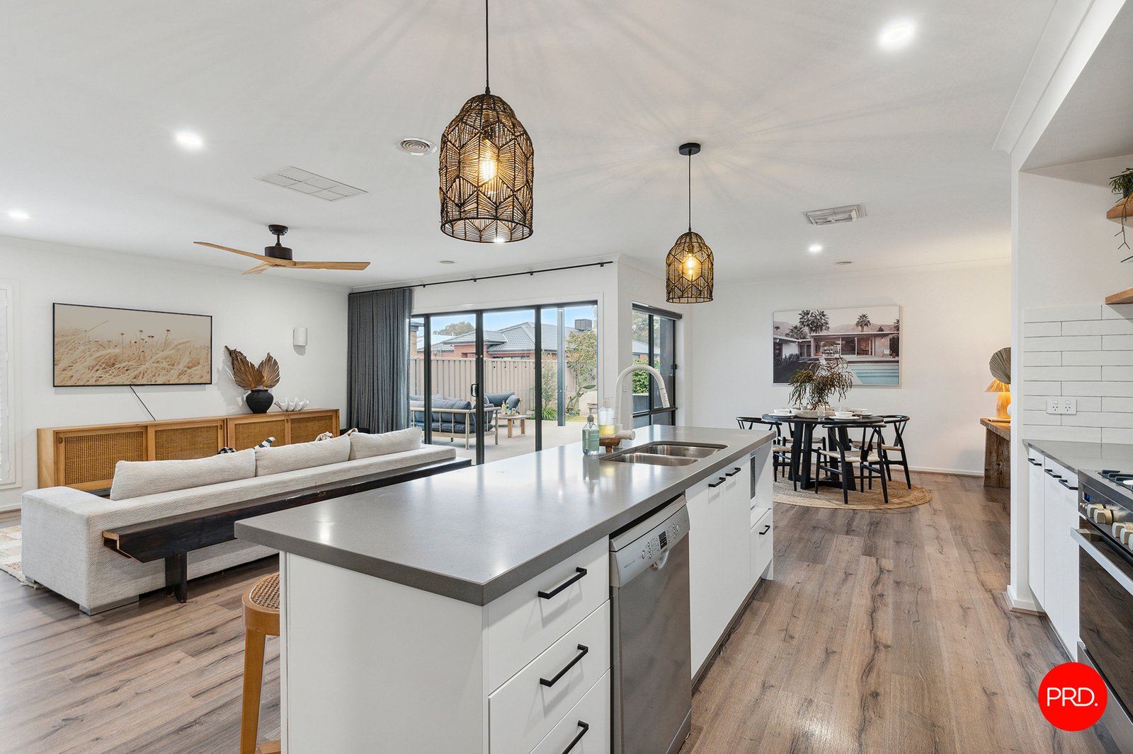 16 Limousin Court ASCOT 2