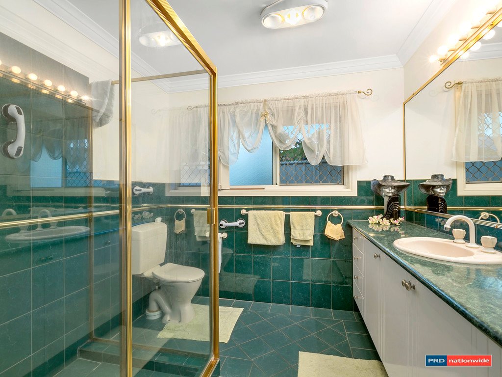 16 LITSEA Court REEDY CREEK 13