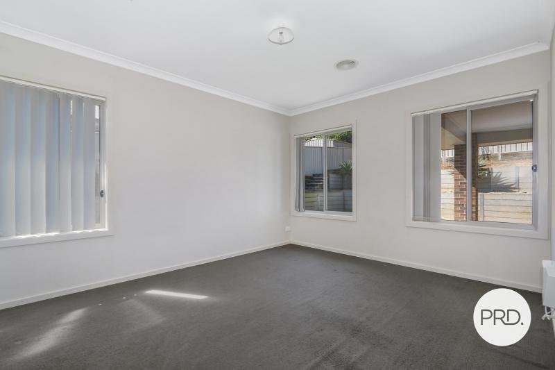 16 Loames Street WODONGA 5