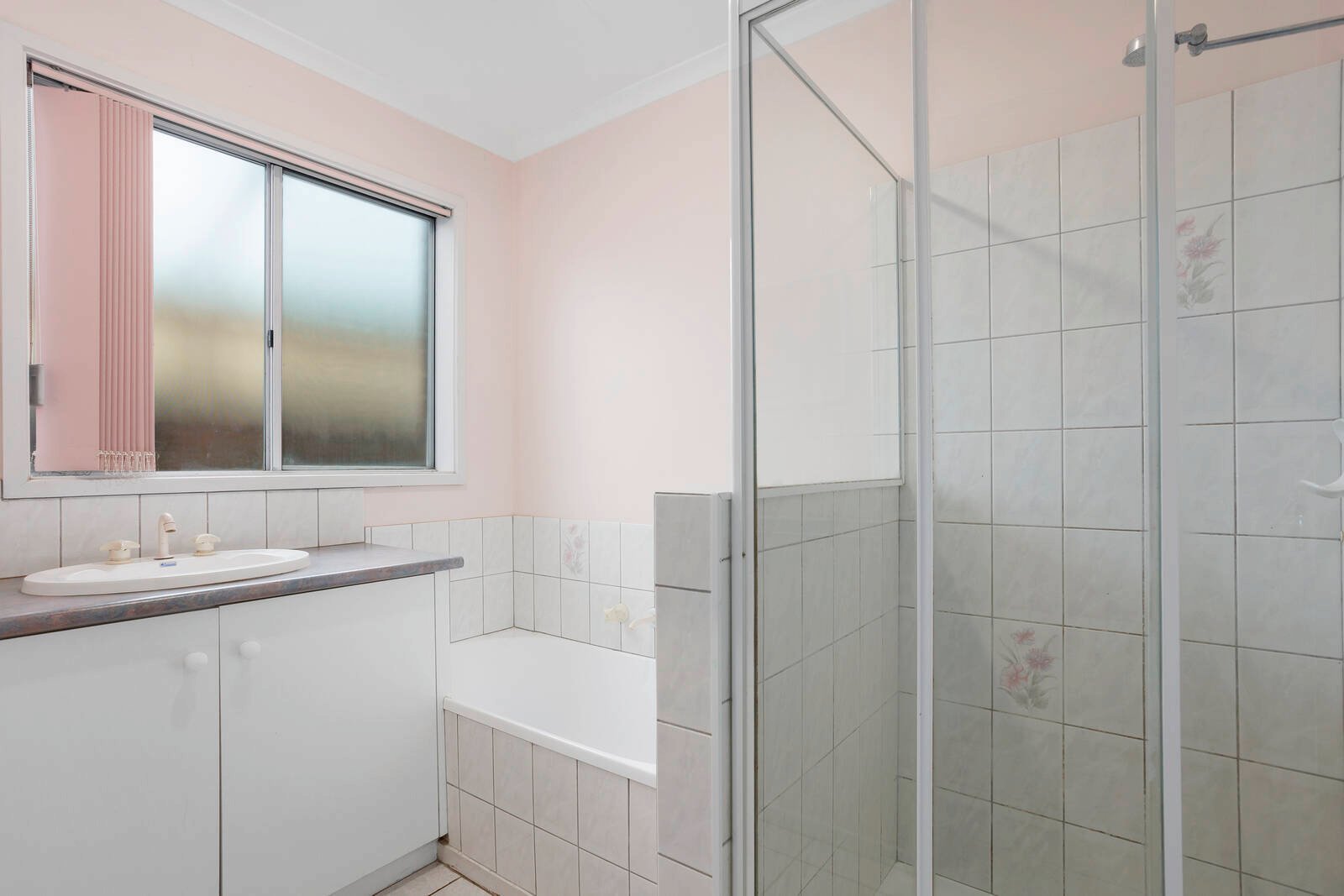 Real Estate and Property in 16 Loch Ard Drive, Ocean Grove, VIC