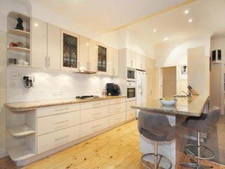 Gallery: 16 Lorac Avenue