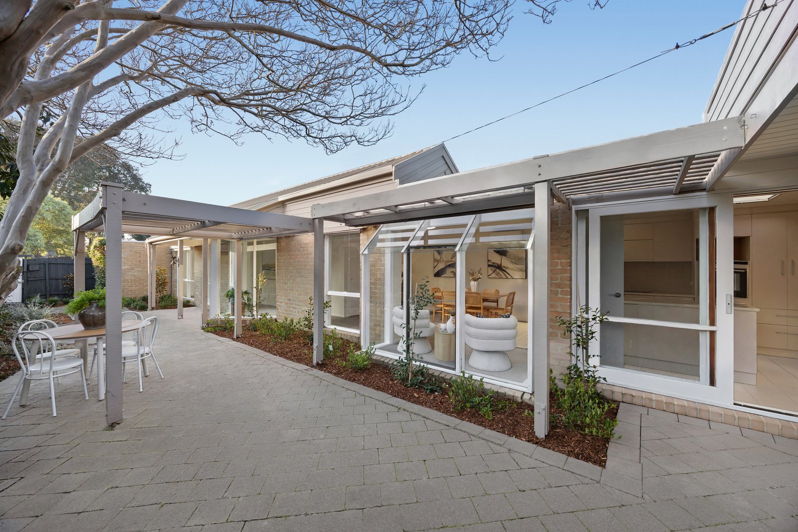 Gallery: 16 Love Street