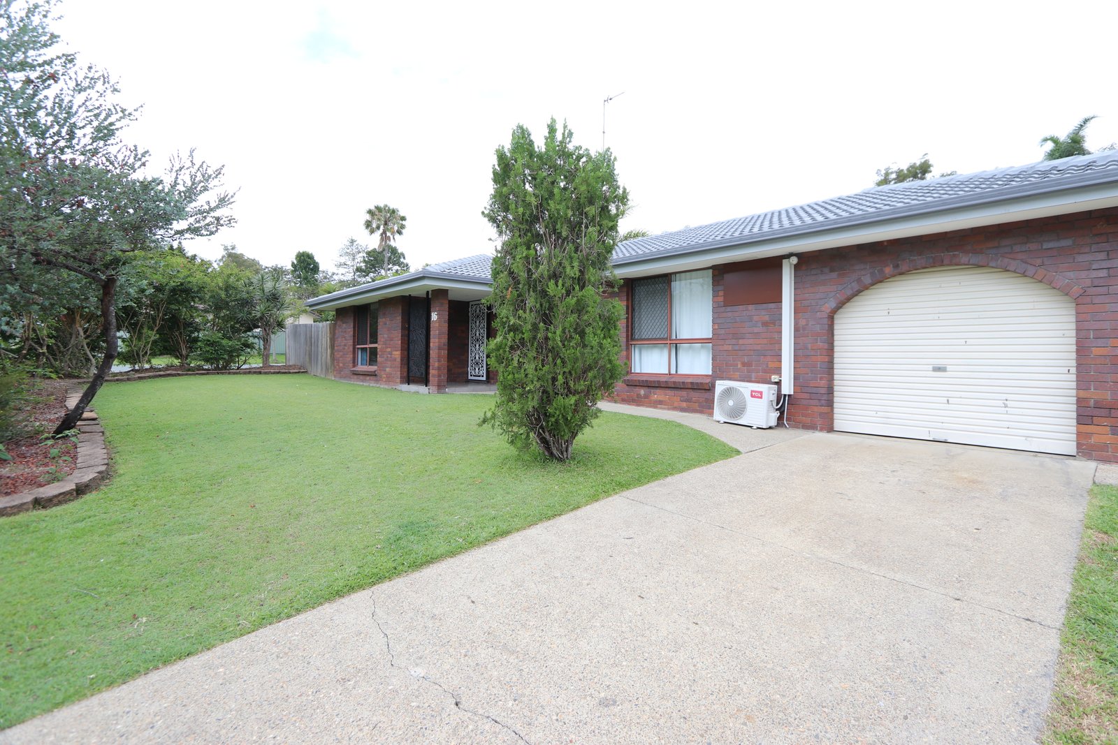 16 Lowanna Drive ASHMORE 15