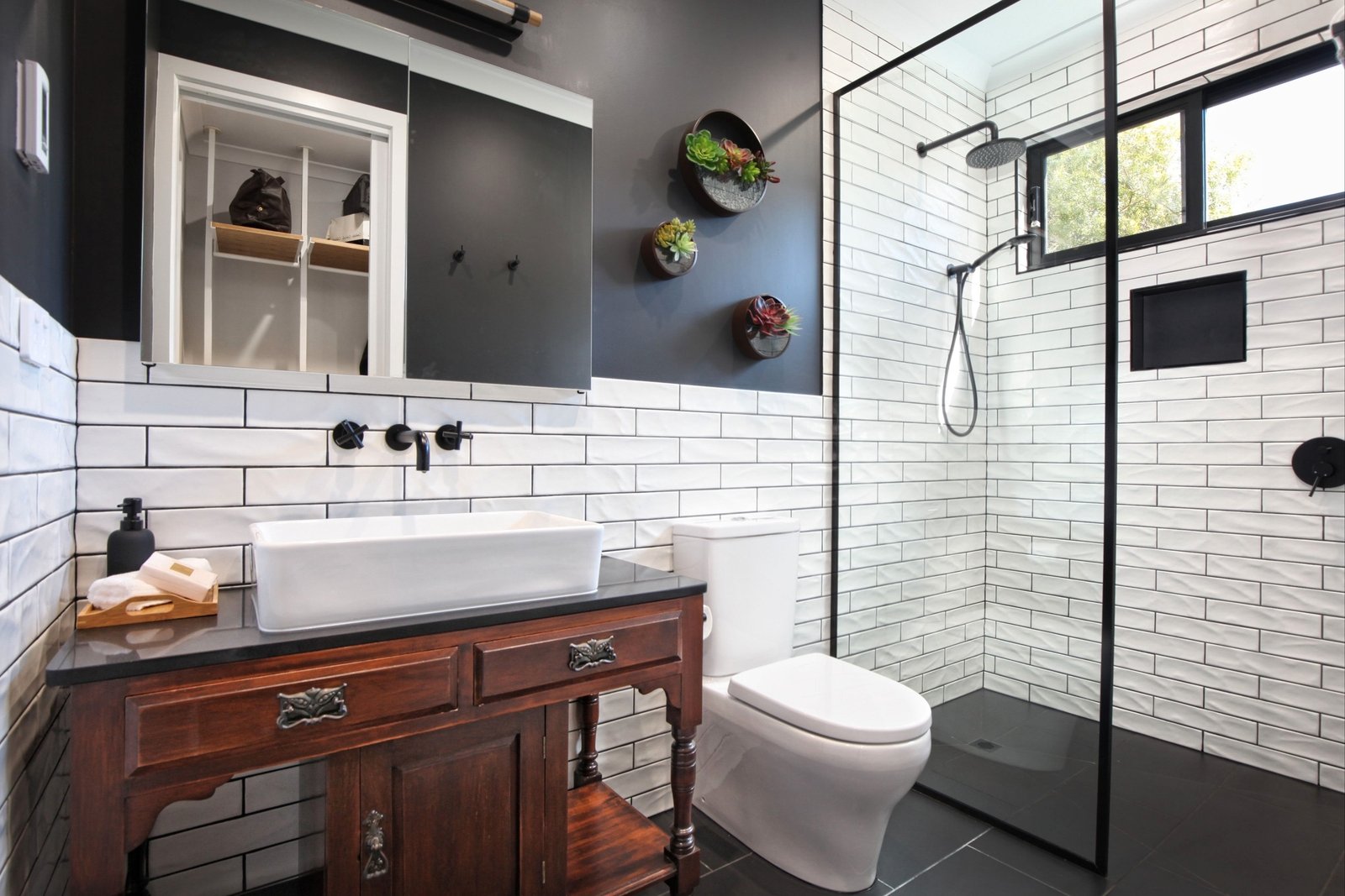 Real Estate and Property in 16 Lowe Street, Tylden, VIC