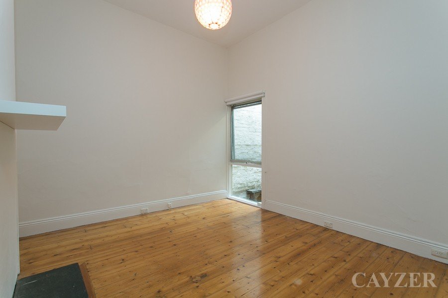 Gallery: 16 Lyell Street