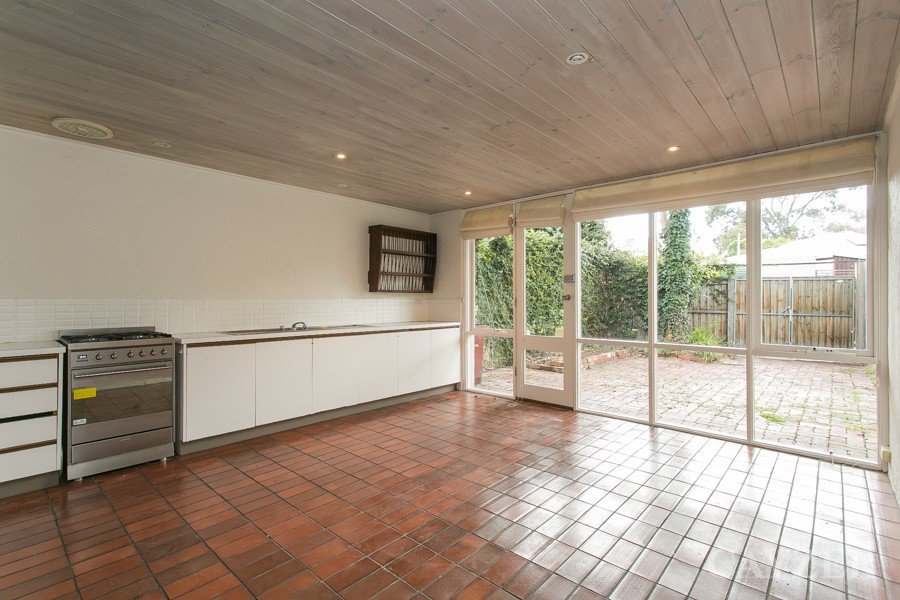 Gallery: 16 Lyell Street