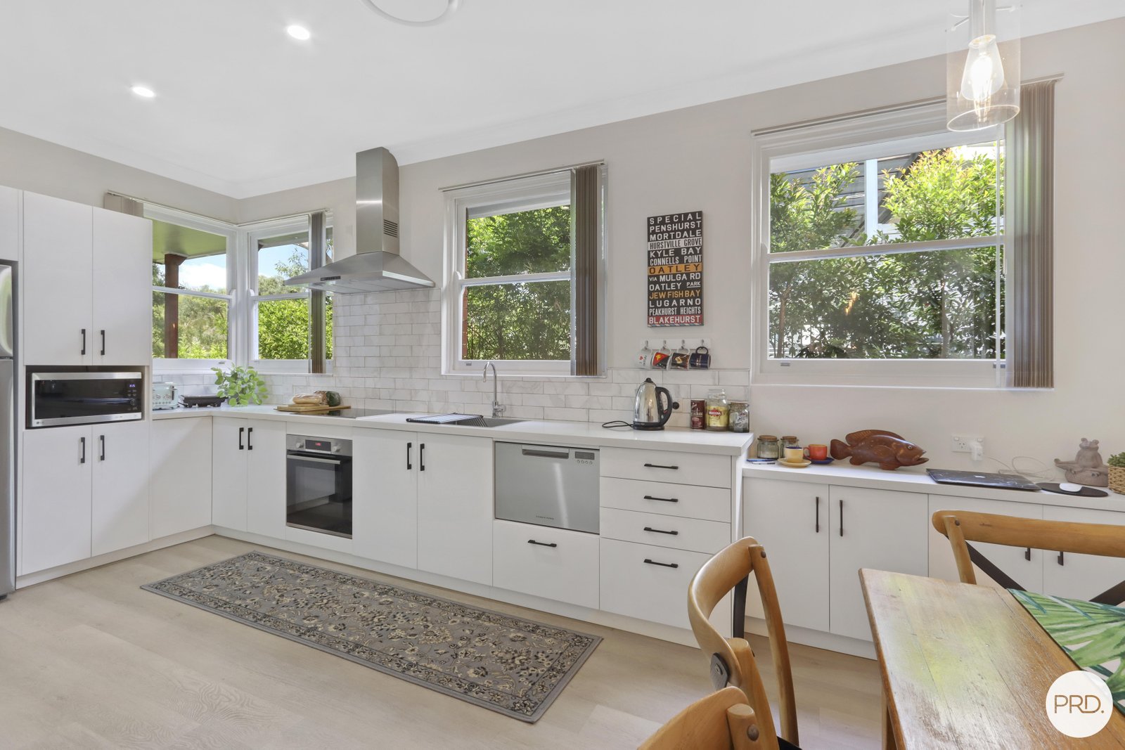 16 Macken Crescent OATLEY 5