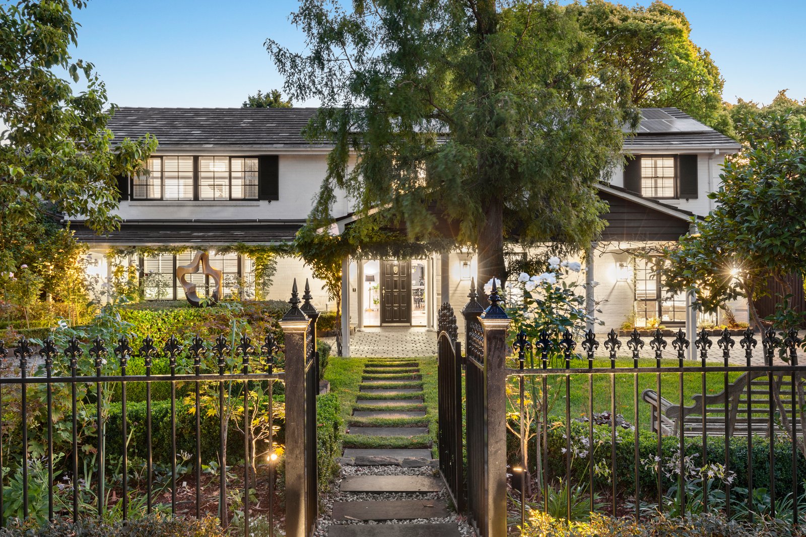 Gallery: 16 Mackintosh Road