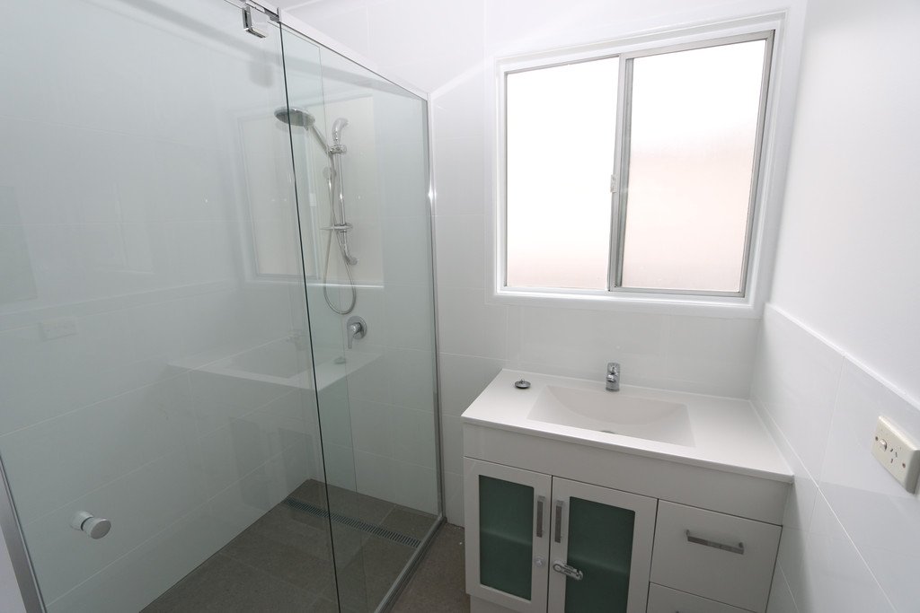16 Macquarie Avenue MOLENDINAR 3