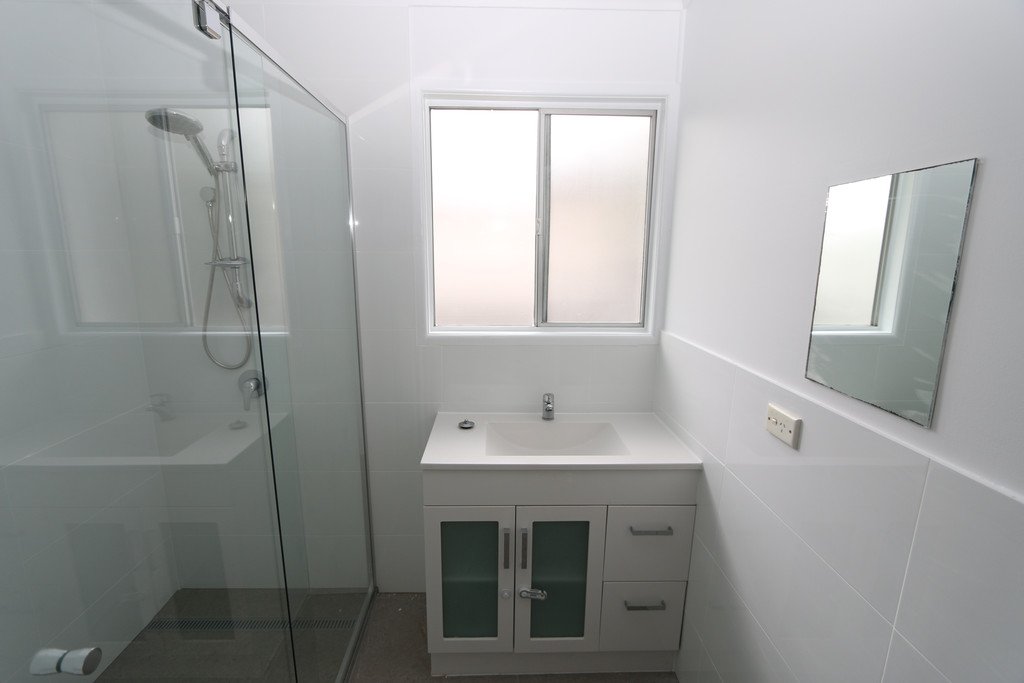 16 Macquarie Avenue MOLENDINAR 7