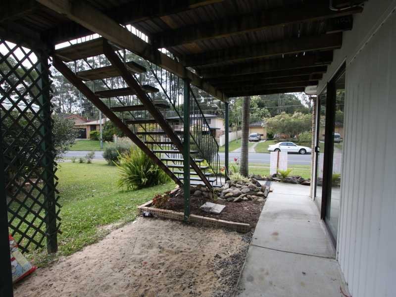16 Macquarie Avenue MOLENDINAR 11