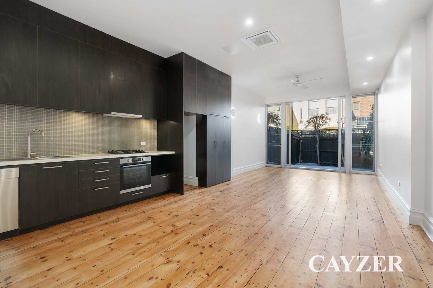 Gallery: 16 Madden Street