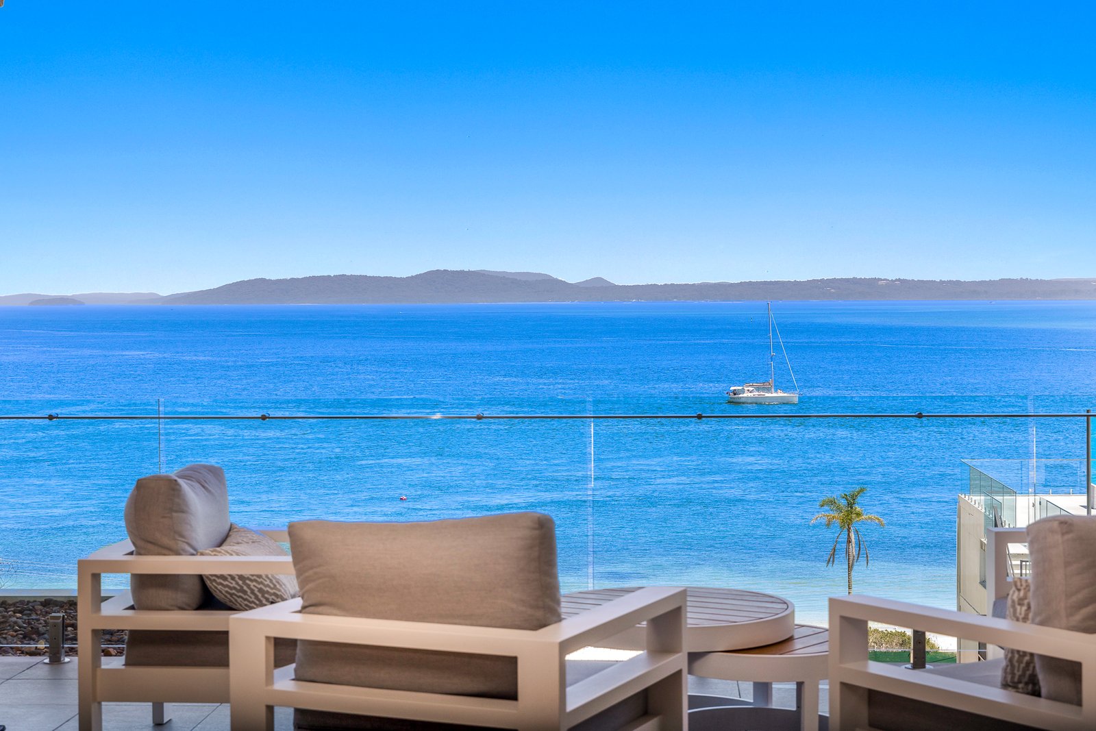 1/6 Magnus Street NELSON BAY 3