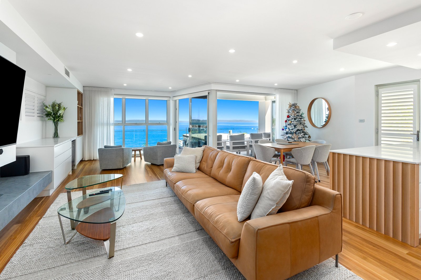 1/6 Magnus Street NELSON BAY 7