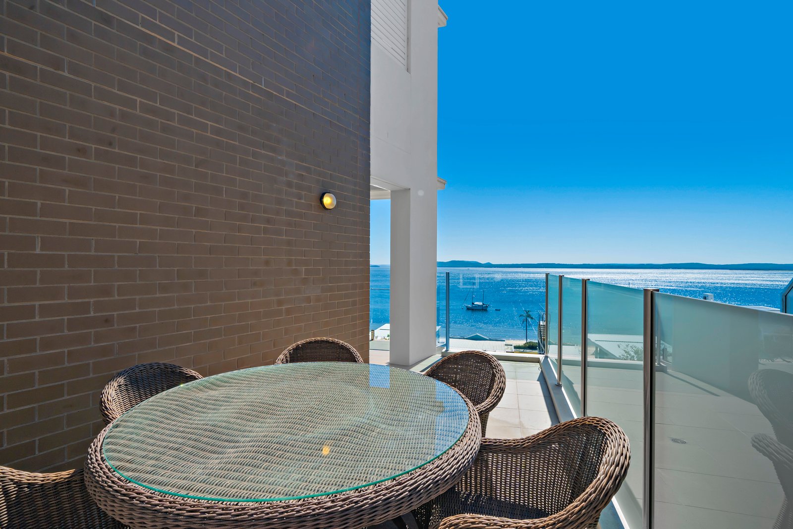 1/6 Magnus Street NELSON BAY 13