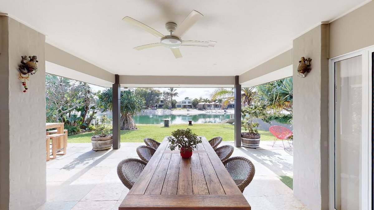 16 Mallawa Drive Palm Beach 1