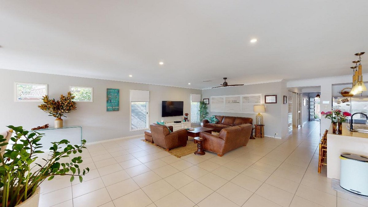 16 Mallawa Drive Palm Beach 3