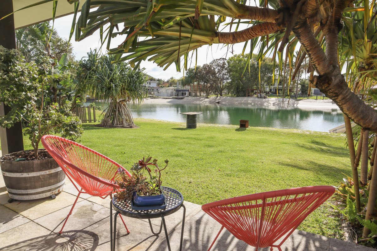 16 Mallawa Drive Palm Beach 17