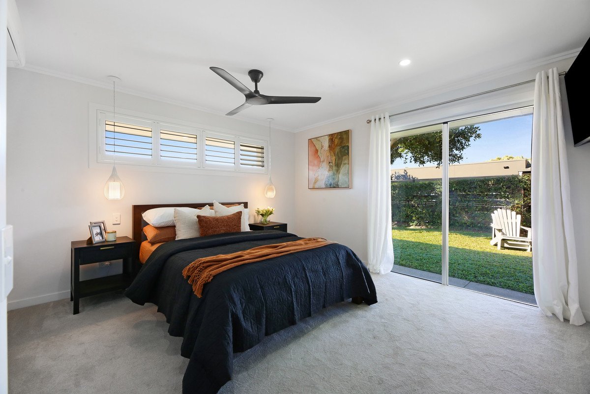 16 Manakin Avenue BURLEIGH WATERS 13