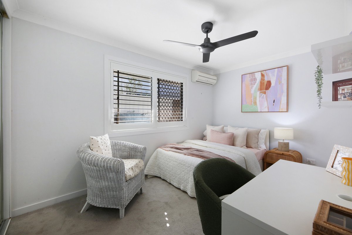 16 Manakin Avenue BURLEIGH WATERS 17
