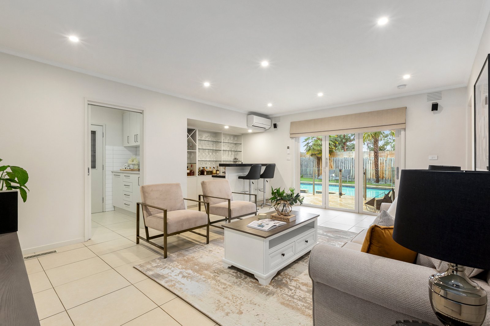 Gallery: 16 Mannering Drive