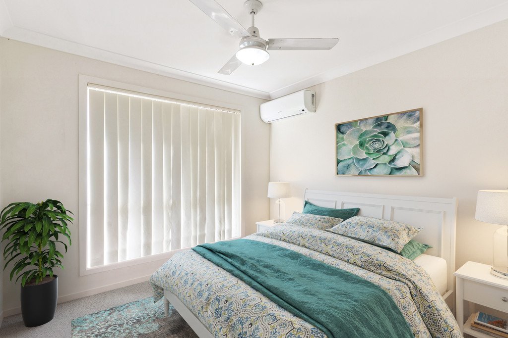 16 MAREE Place REDLAND BAY 4