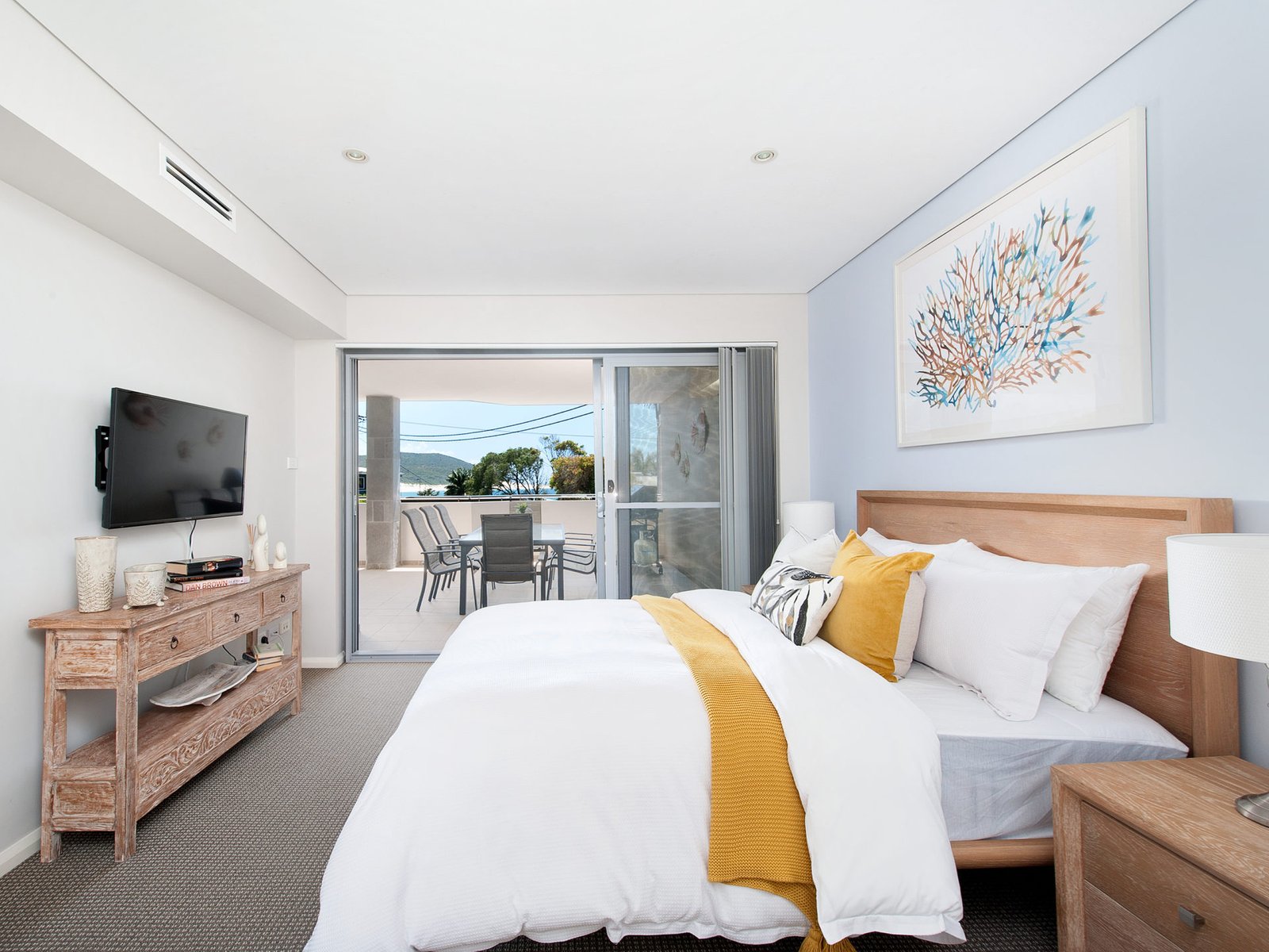 1/6 Market Street FINGAL BAY 12