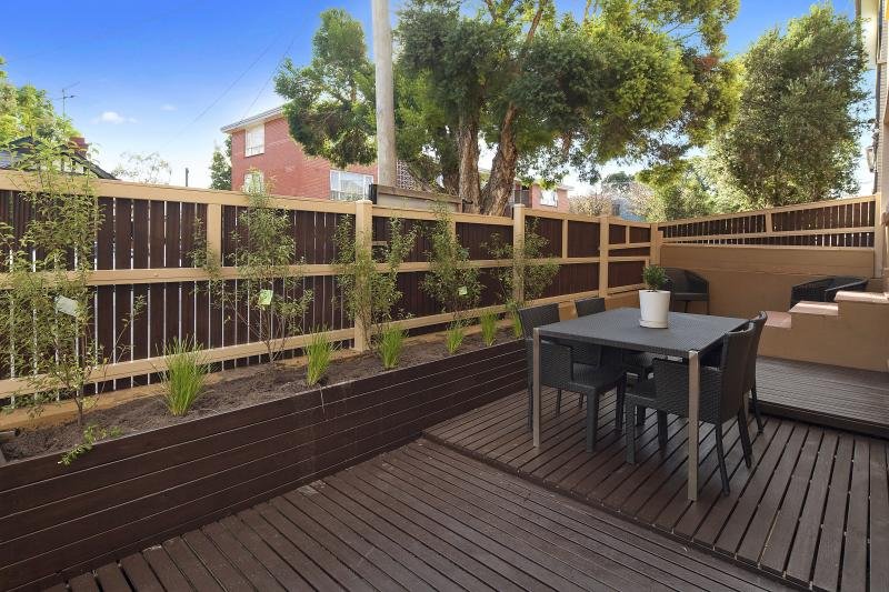 Gallery: 1/6 Marriott Street